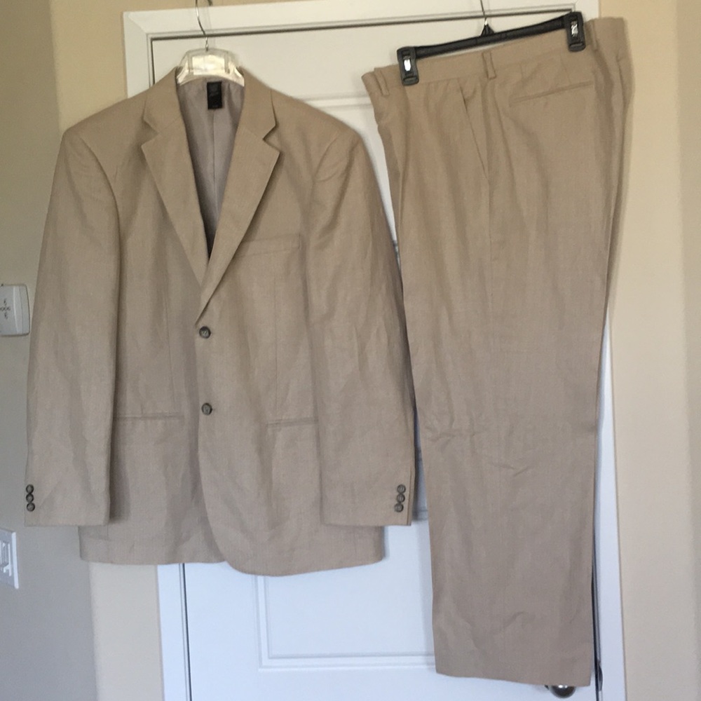 Men’s Claiborne Suit. NWOT